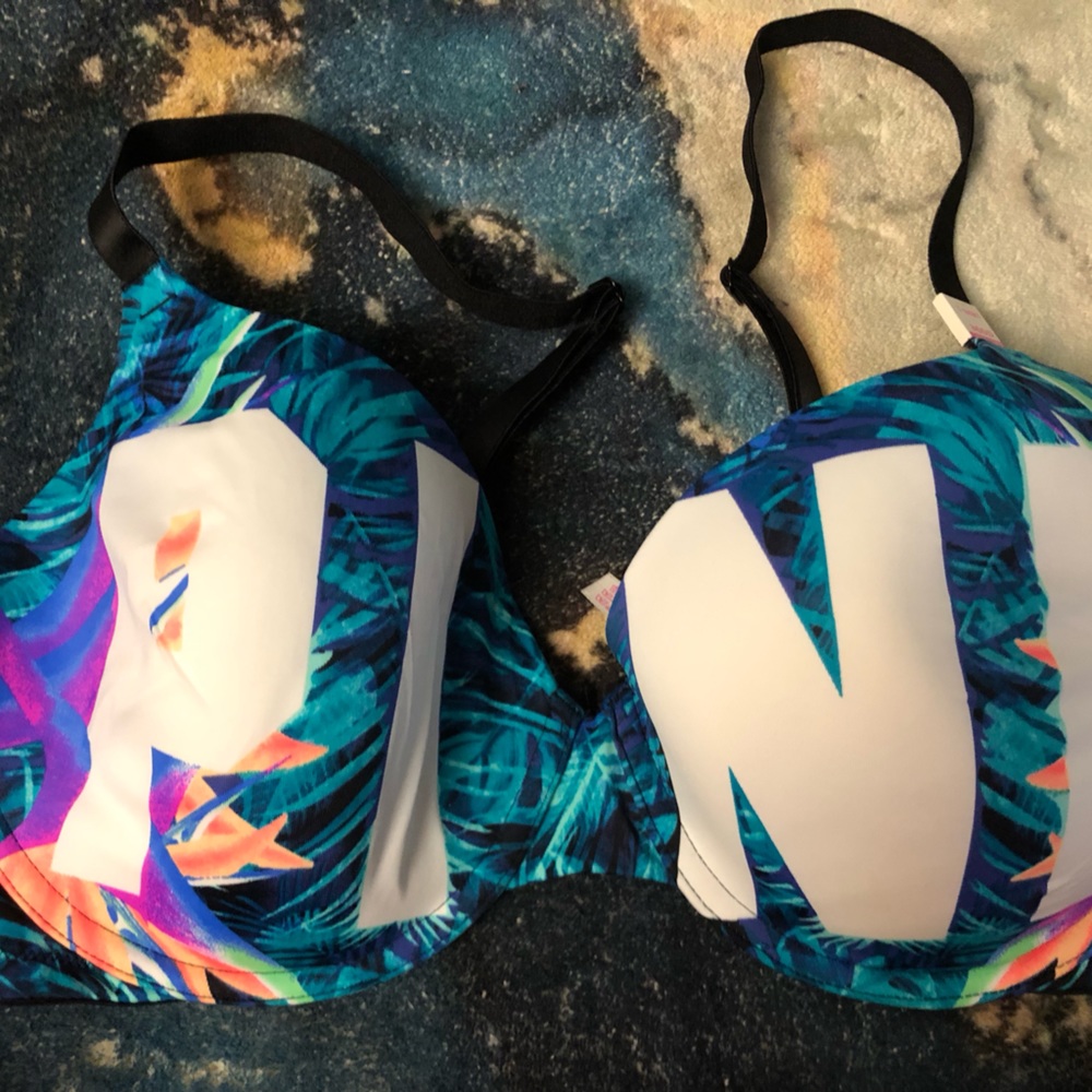 Victoria’s Secret Pink